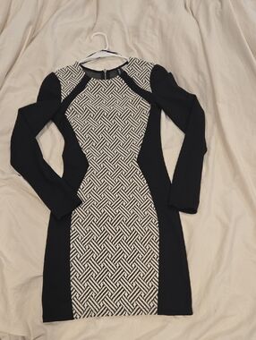 H&M Black and White Long-Sleeve Panel Bodycon Dress
